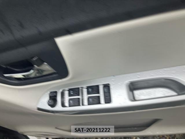Daihatsu CAST 2017-06 6242705-14