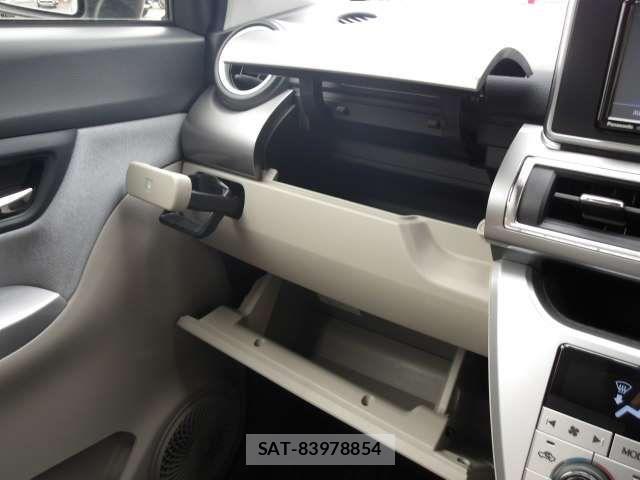 Daihatsu CAST 2015-11 6611009-9