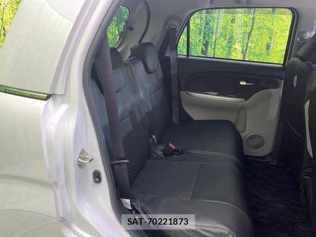Daihatsu CAST 2022-01 7215976-9