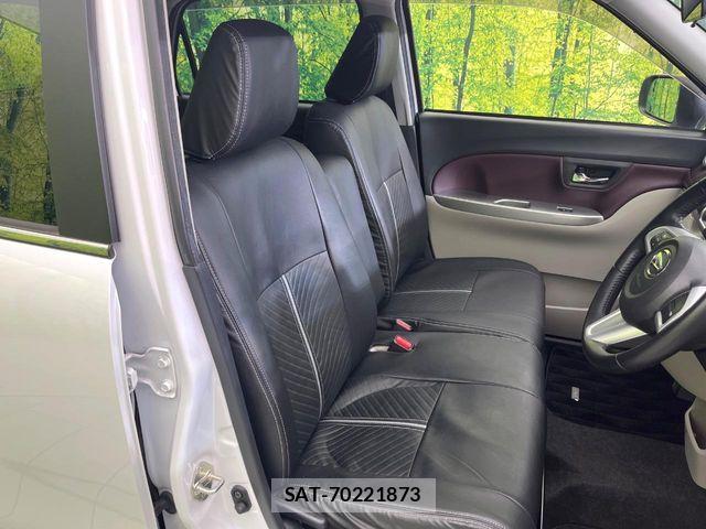 Daihatsu CAST 2022-01 7215976-8
