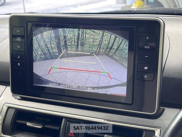 Daihatsu CAST 2018-05 7215972-3