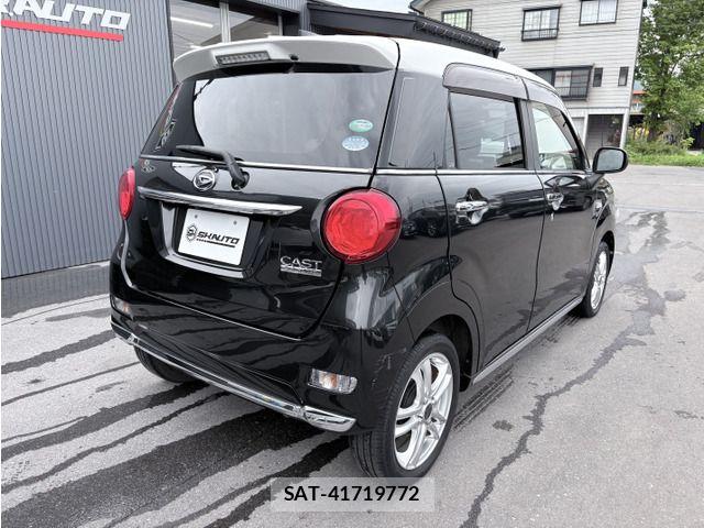 Daihatsu CAST 2016-02 7215973-2