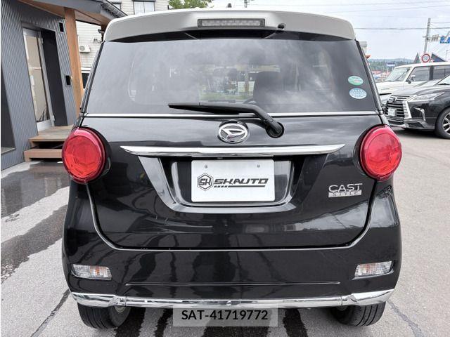 Daihatsu CAST 2016-02 7215973-3