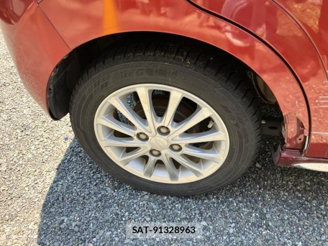 Daihatsu CAST 2017-02 8129348-5