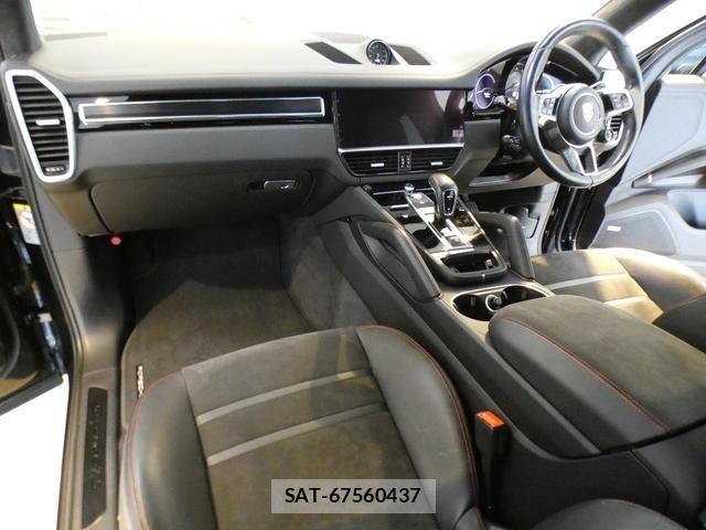Porsche CAYENNE 2021-08 4924064-11