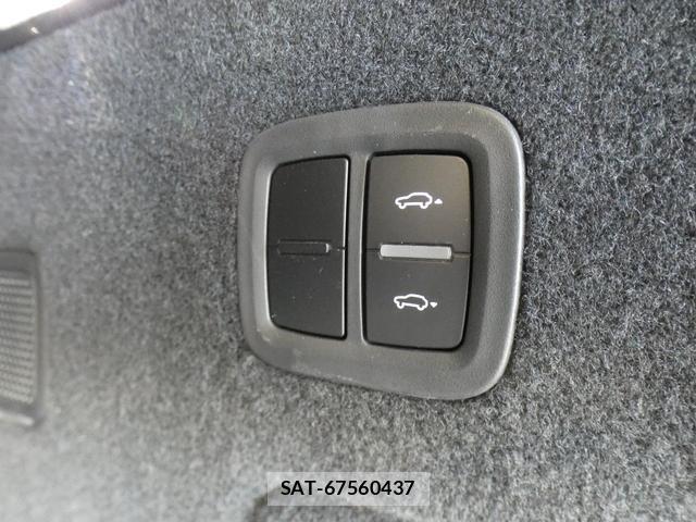 Porsche CAYENNE 2021-08 4924064-32