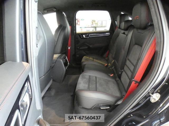 Porsche CAYENNE 2021-08 4924064-36