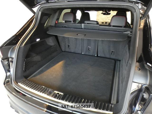 Porsche CAYENNE 2021-08 4924064-39