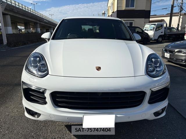 Porsche CAYENNE 2017-06 8352311-7