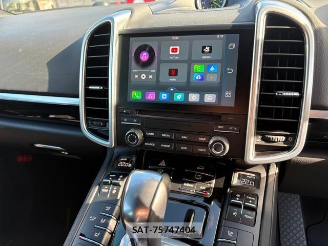 Porsche CAYENNE 2017-06 8352311-23