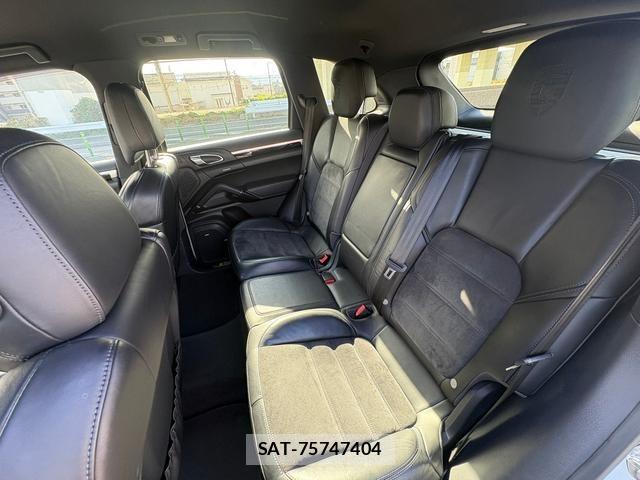 Porsche CAYENNE 2017-06 8352311-51