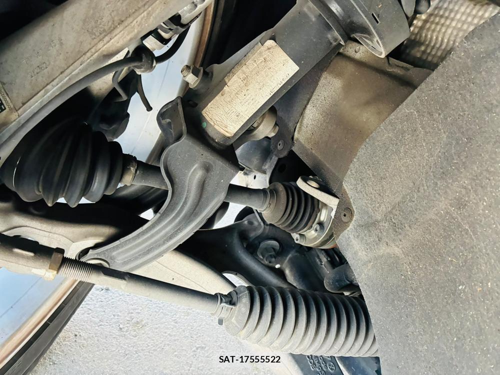 Porsche CAYENNE 2014-02 8343994-36