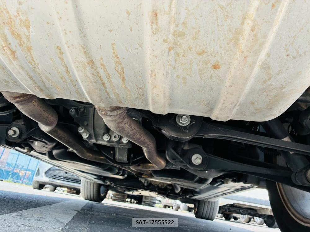 Porsche CAYENNE 2014-02 8343994-38