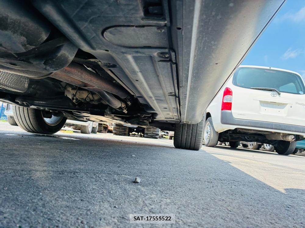 Porsche CAYENNE 2014-02 8343994-39