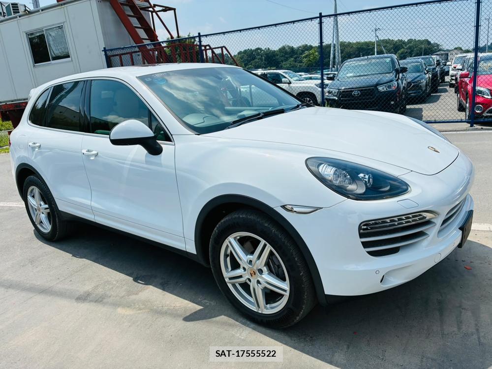 Porsche CAYENNE 2014-02 8343994-6