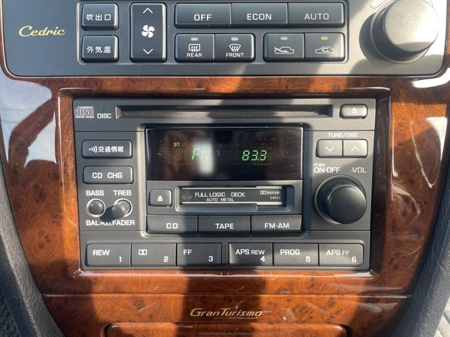Nissan CEDRIC HARDTOP 1996-01 1543478-12