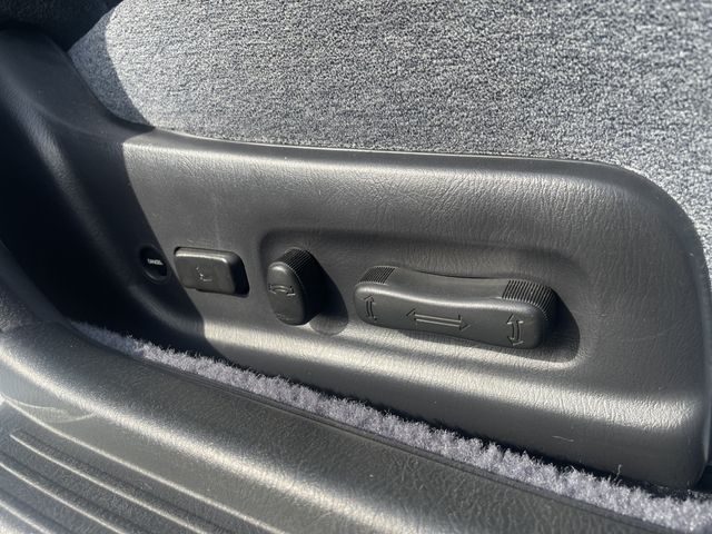Nissan CEDRIC HARDTOP 1996-01 1543478-22