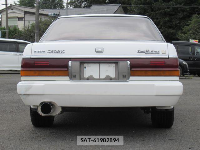 Nissan CEDRIC HARDTOP 1988-05 2959149-5