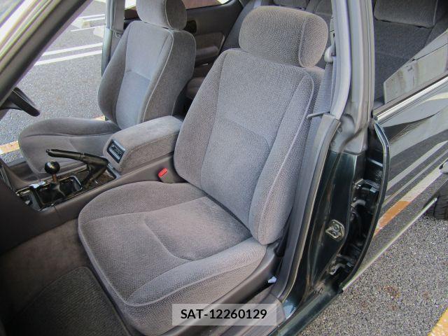 Nissan CEDRIC HARDTOP 1994-02 5861655-10