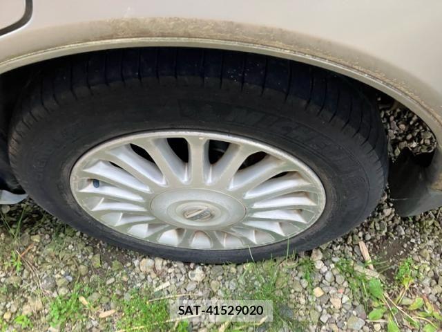 Nissan CEDRIC HARDTOP 2002-11 7215975-5