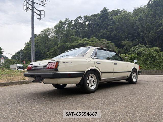 Nissan CEDRIC HARDTOP 1979-07 7615452-8