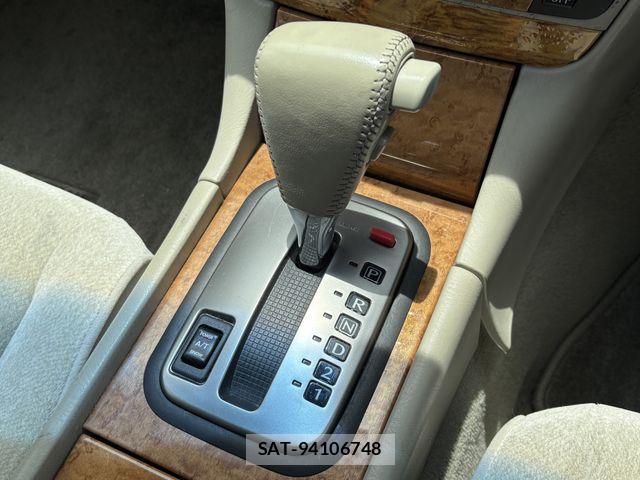 Nissan CEDRIC HARDTOP 2004-02 8073211-24