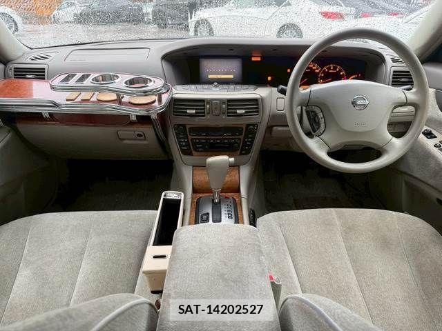 Nissan CEDRIC HARDTOP 2002-09 8098441-9
