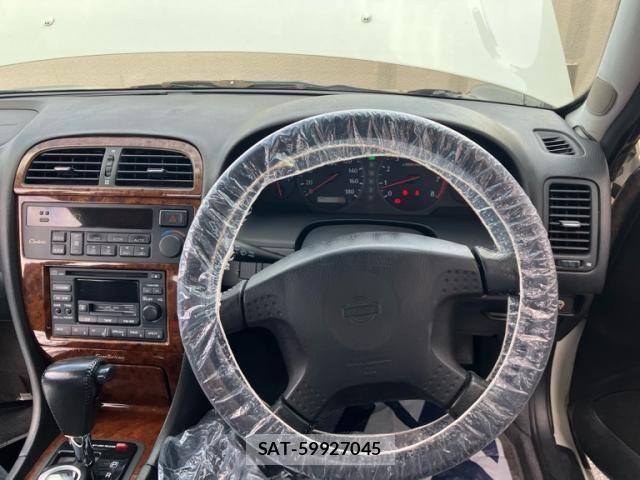 Nissan CEDRIC HARDTOP 1998-02 8244825-19