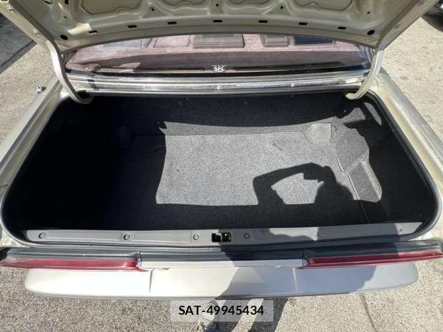 Nissan CEDRIC HARDTOP 1991-05 8365112-16