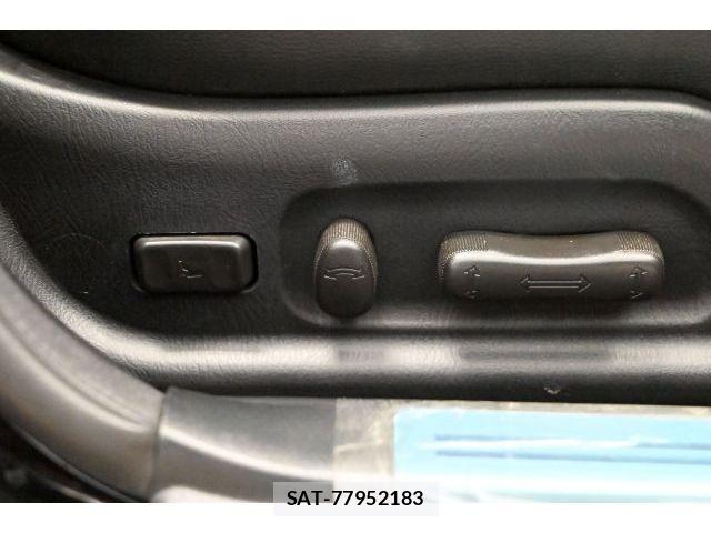 Nissan CEDRIC HARDTOP 2004-06 8524044-17