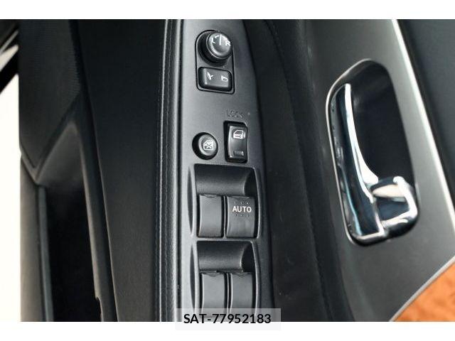 Nissan CEDRIC HARDTOP 2004-06 8524044-18