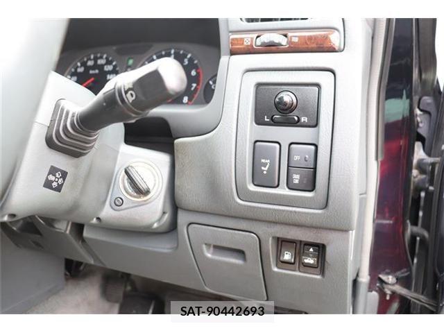Nissan CEDRIC SEDAN 2000-04 498928-11