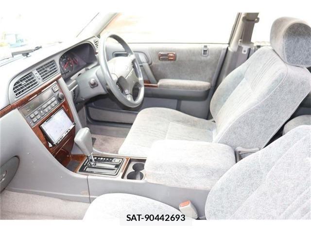 Nissan CEDRIC SEDAN 2000-04 498928-1