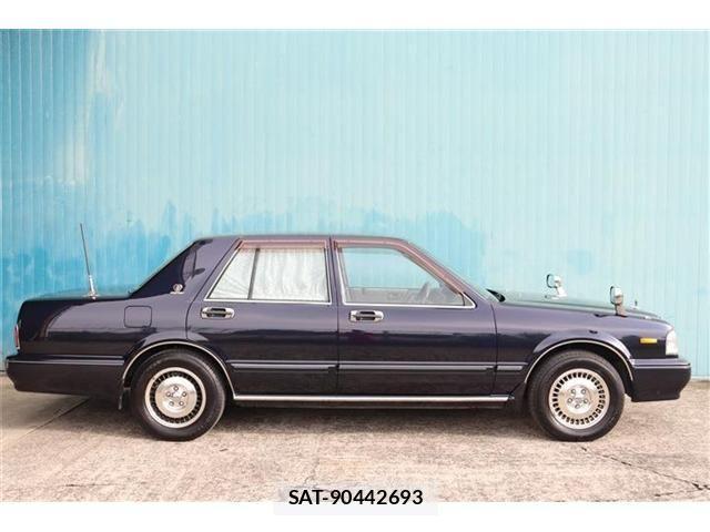 Nissan CEDRIC SEDAN 2000-04 498928-4