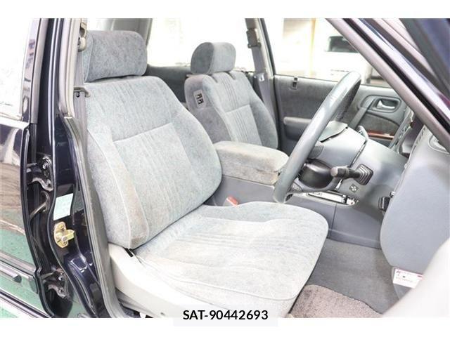 Nissan CEDRIC SEDAN 2000-04 498928-8