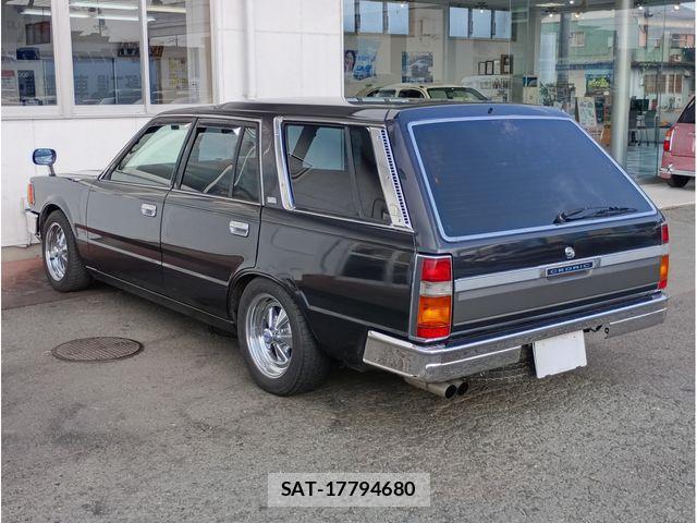 Nissan CEDRIC VAN 1997-08 1716907-1