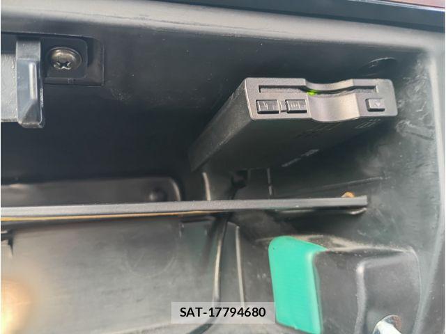 Nissan CEDRIC VAN 1997-08 1716907-28