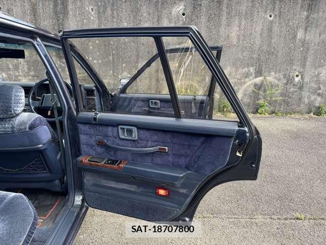 Nissan CEDRIC WAGON 1989-12 6525810-16