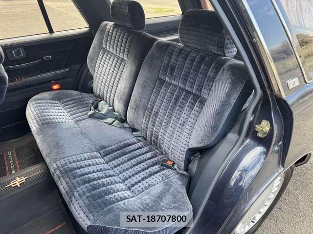 Nissan CEDRIC WAGON 1989-12 6525810-6