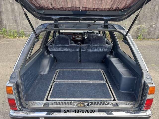 Nissan CEDRIC WAGON 1989-12 6525810-8