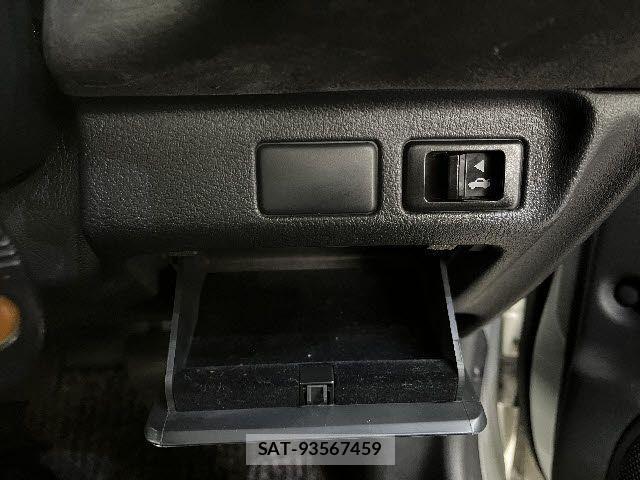 Nissan CEFIRO 1993-11 1584948-22