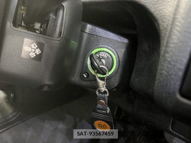 Nissan CEFIRO 1993-11 1584948-25