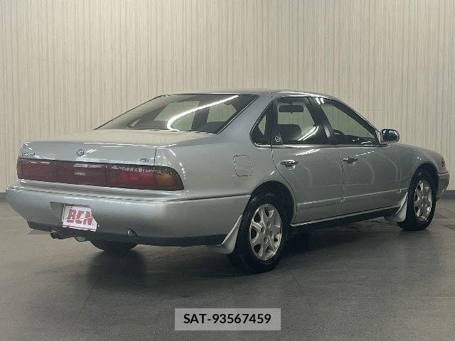 Nissan CEFIRO 1993-11 1584948-2