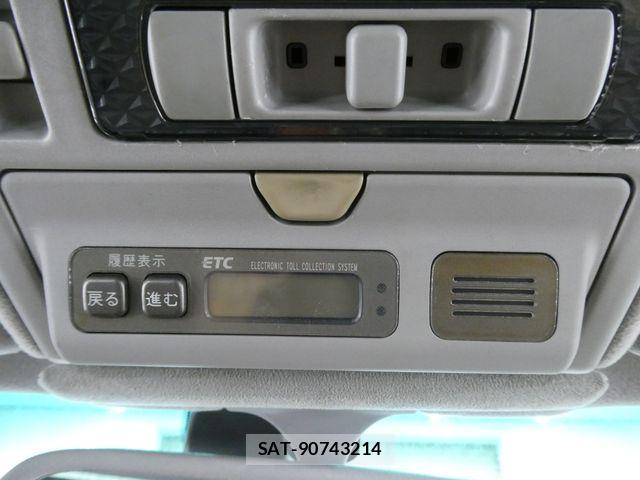 Toyota CELICA 2003-08 8129356-25