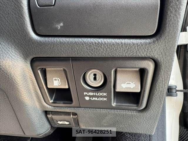 Toyota CELICA 2003-09 8206796-22