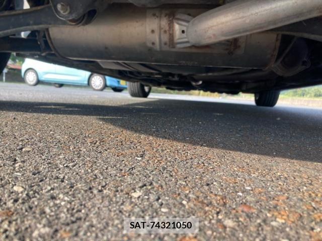Toyota CELICA 2004-12 8561393-12