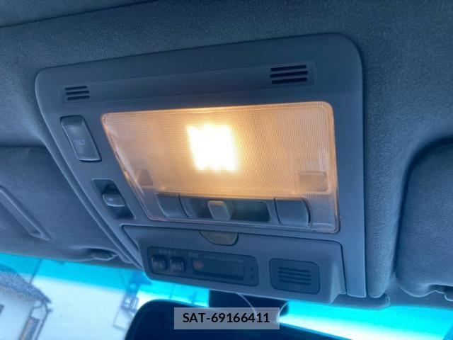 Toyota CELICA 2004-01 8779730-23