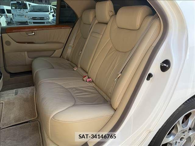 Toyota CELSIOR 2003-11 1584949-9