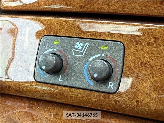 Toyota CELSIOR 2003-11 1584949-14
