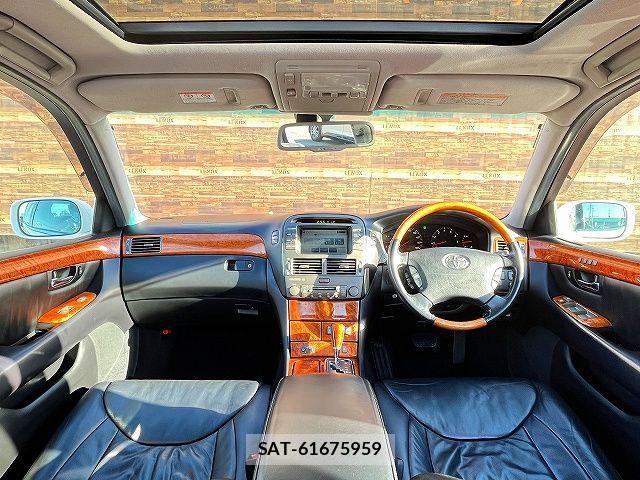 Toyota CELSIOR 2002-03 3064375-1